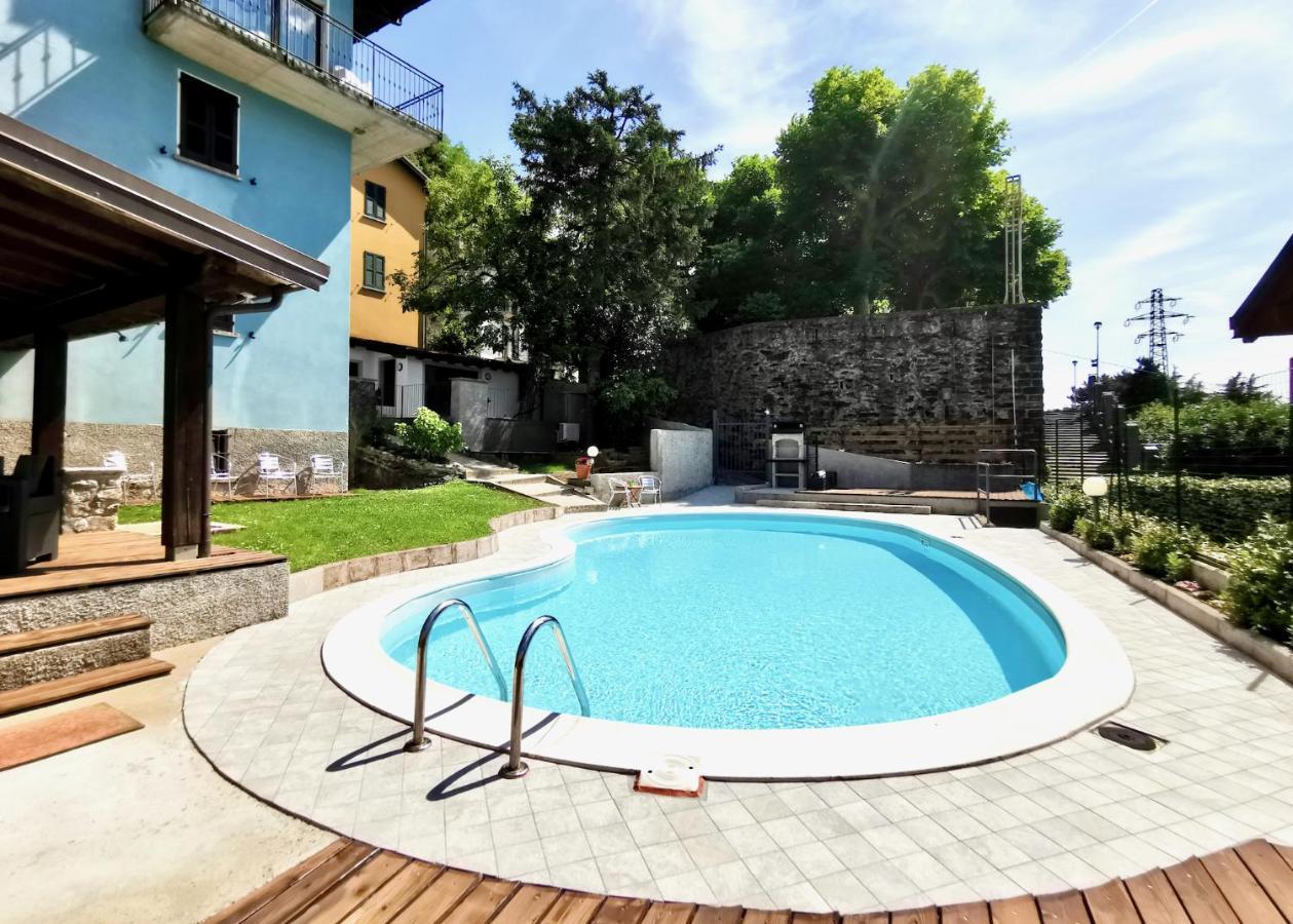 Blue House By Design Bellano