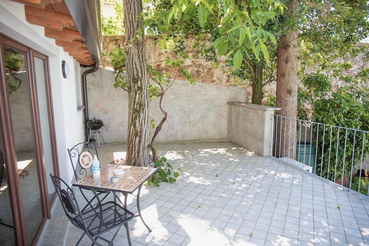 Blue House By Design Apartment Bellano