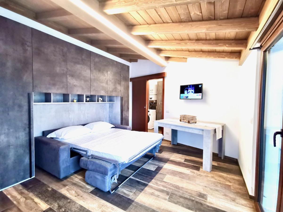 Blue House By Design * Bellano